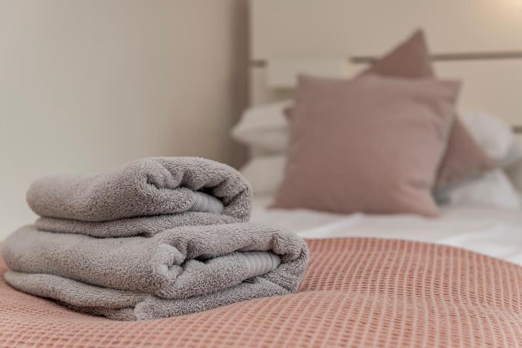 Family-Friendly Retreat Between Beach & Mountains Tremadog 외부 사진